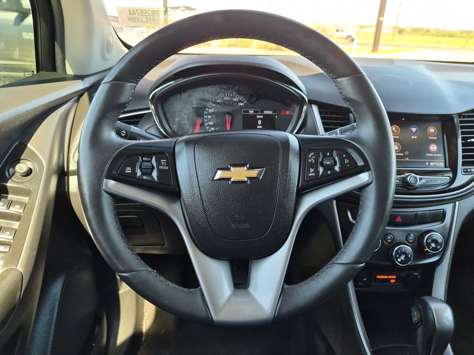 Used 2021 Chevrolet Trax LT w/ Sport Edition FWD image 14