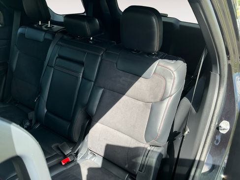 Used 2025 Ford Explorer ST AWD/4WD image 13