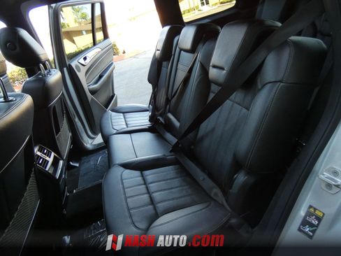 Used 2017 Mercedes-Benz GLS 450 4MATIC image 41