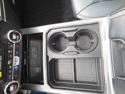 Used 2022 Ford F350 Platinum image 36