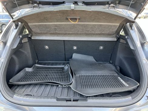 Used 2022 Toyota Corolla SE image 24