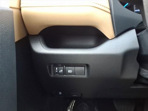 Certified 2025 Toyota RAV4 LE image 19