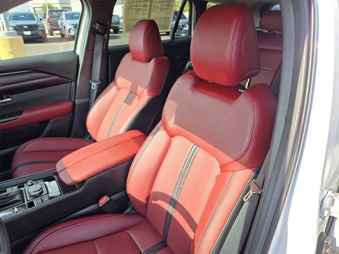 Certified 2025 MAZDA CX-50 AWD 2.5 Hybrid w/ Premium Pkg image 15