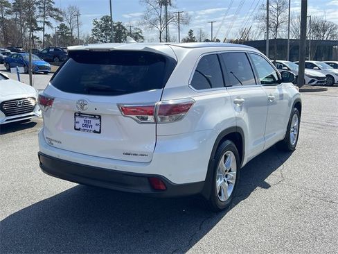 Used 2016 Toyota Highlander Limited image 7