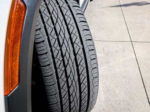 Used 2024 INFINITI QX60 Sensory image 12