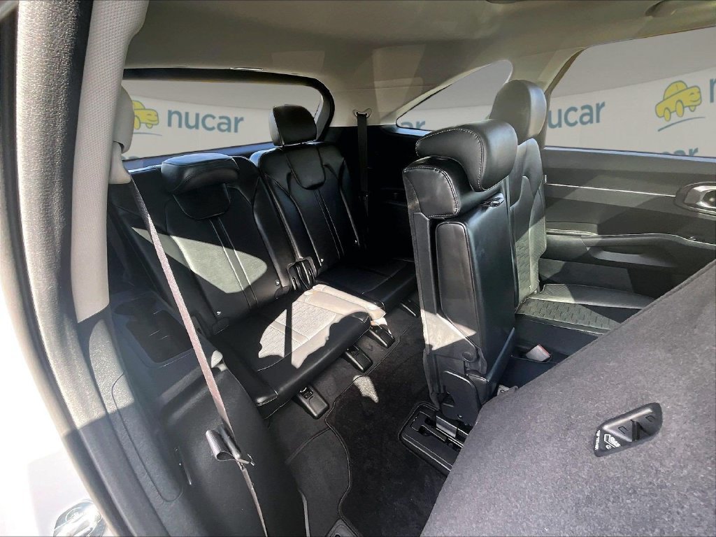 Used 2024 Kia Sorento S w/ Panoramic Sunroof Package AWD/4WD image 16