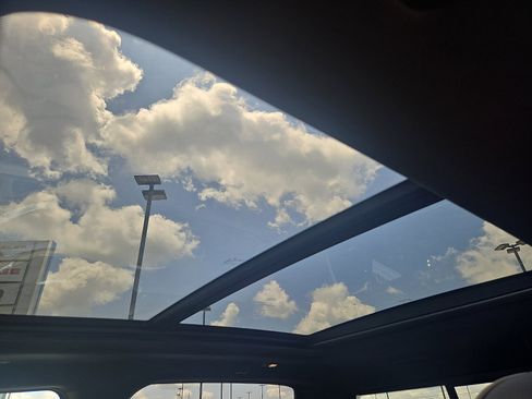 New 2025 RAM 1500 Laramie image 14