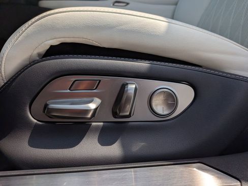 Used 2023 Lexus LS 500 w/ Interior Upgrade Package image 12