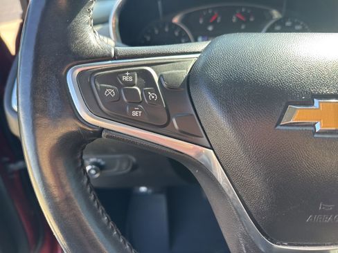 Used 2018 Chevrolet Equinox LT FWD image 23