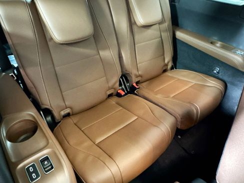 New 2026 Mercedes-Benz GLS 450 4MATIC image 31