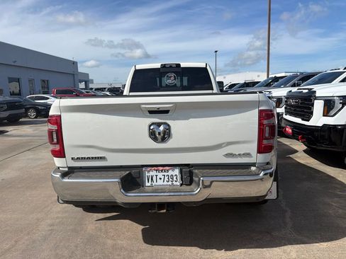Used 2024 RAM 3500 Laramie w/ Towing Technology Group AWD/4WD image 16