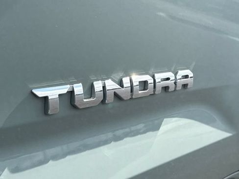 Used 2024 Toyota Tundra SR5 w/ SR5 Premium Package AWD/4WD image 17