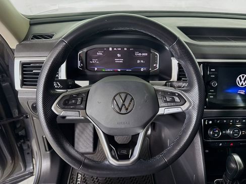 Used 2023 Volkswagen Atlas SEL R-Line image 12