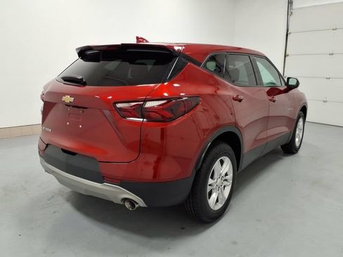 Used 2022 Chevrolet Blazer LT FWD image 3