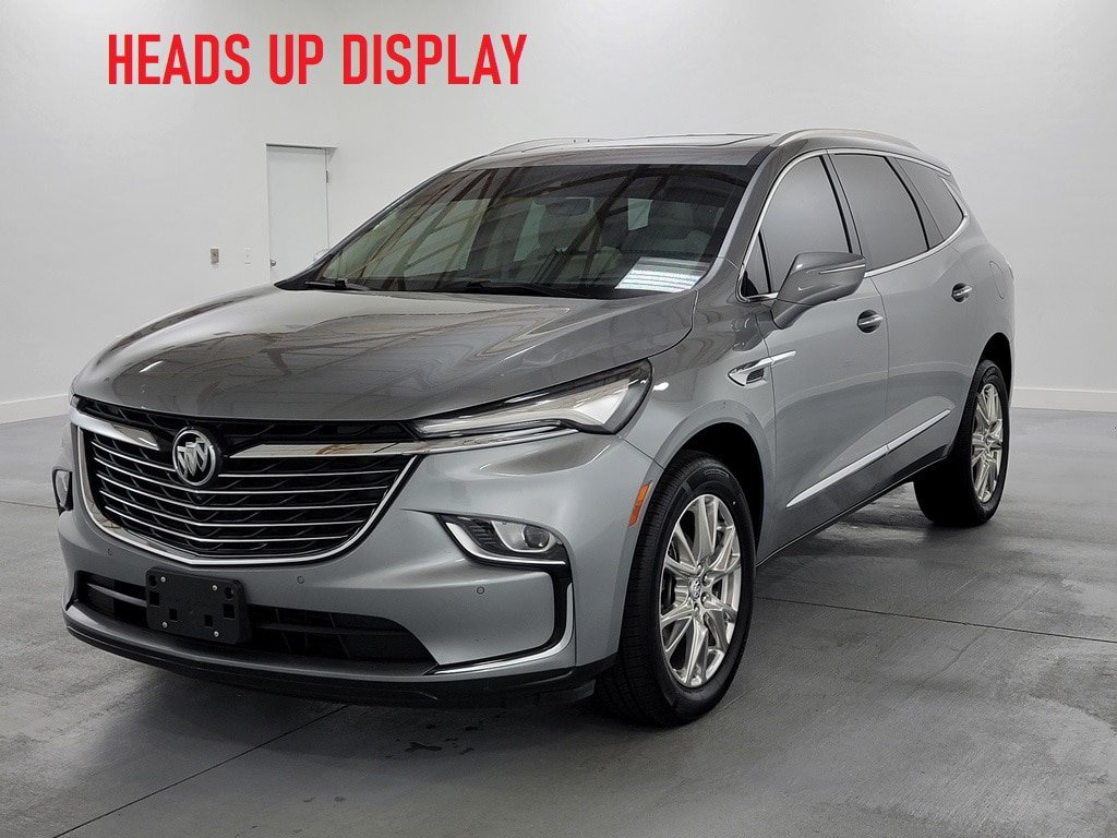 Used 2023 Buick Enclave Premium w/ Experience Buick Package FWD image 4