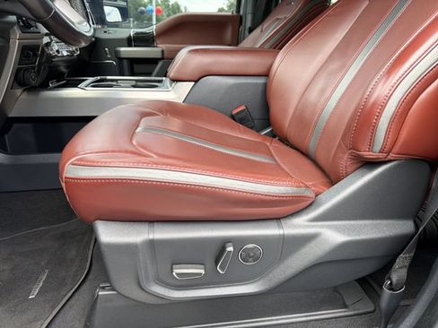 Used 2022 Ford F350 Platinum AWD/4WD image 32