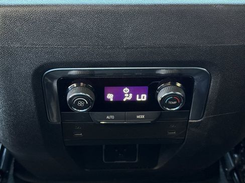 Used 2025 Chevrolet Tahoe LT image 20