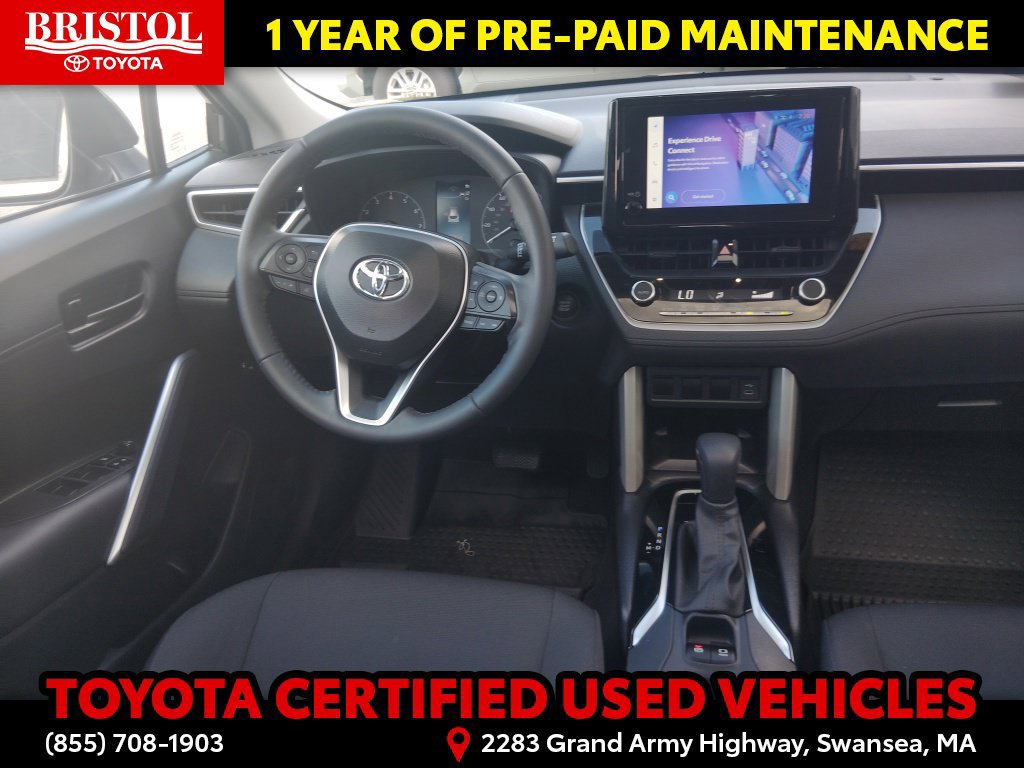Certified 2024 Toyota Corolla Cross LE w/ Moonroof Package AWD/4WD image 17