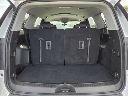 Used 2020 GMC Acadia SLE image 19