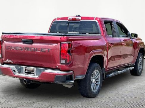 Used 2024 Chevrolet Colorado LT w/ LT Convenience Package II RWD image 5