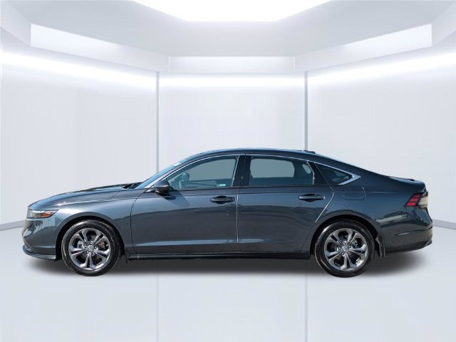 Used 2023 Honda Accord EX image 2