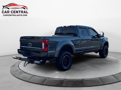 Used 2018 Ford F250 Lariat w/ Lariat Ultimate Package image 5