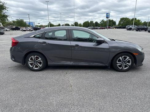 Used 2018 Honda Civic LX image 5