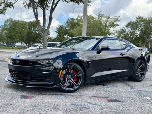 Used 2023 Chevrolet Camaro SS RWD image 1