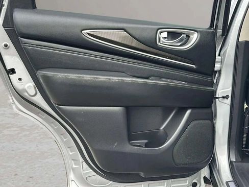 Used 2019 INFINITI QX60 Pure image 17