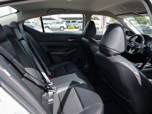 Used 2024 Nissan Altima 2.5 SR FWD image 22