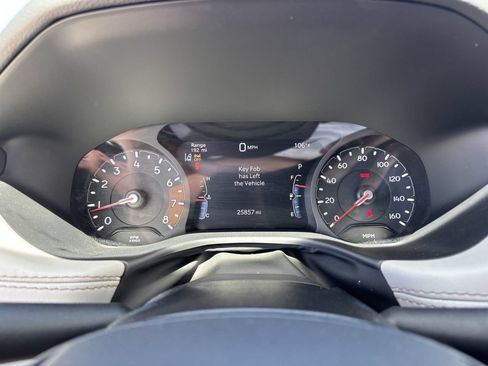 Used 2025 Jeep Compass Limited AWD/4WD image 27