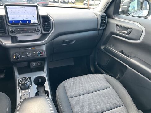 Used 2022 Ford Bronco Sport image 11