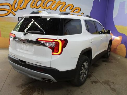 Used 2023 GMC Acadia SLE AWD/4WD image 8