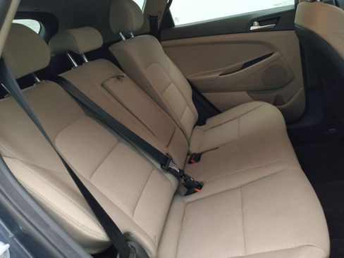 Used 2019 Hyundai Tucson Value FWD image 19