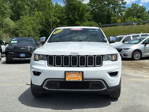 Certified 2022 Jeep Grand Cherokee Limited AWD/4WD image 3