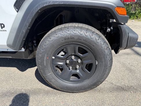 New 2026 Jeep Wrangler Sport AWD/4WD image 26