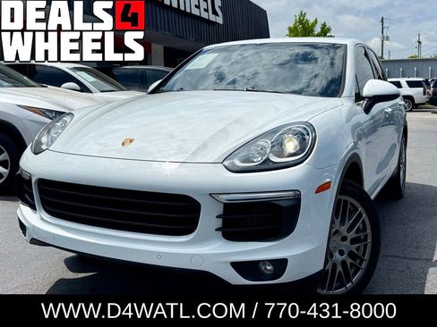 Used 2015 Porsche Cayenne S w/ Premium Package AWD/4WD image 1