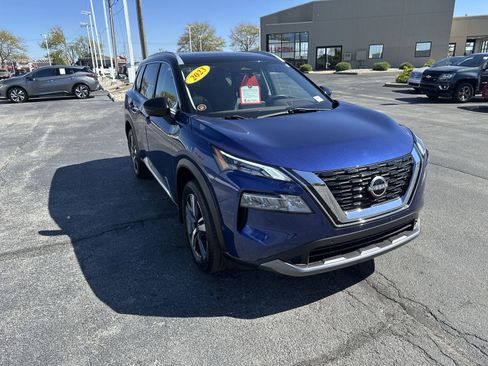 Certified 2023 Nissan Rogue SL w/ SL Premium Package image 3