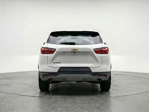 Used 2025 Chevrolet Blazer LT FWD image 7