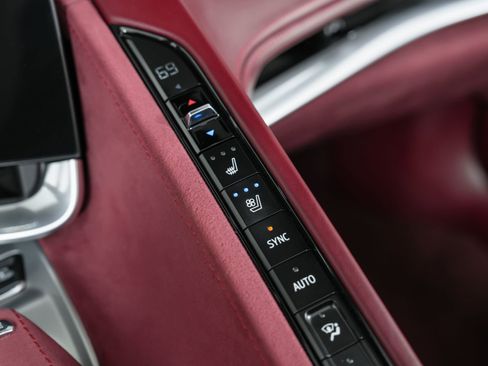 Used 2021 Chevrolet Corvette Stingray Premium Conv w/ Battery Protection Package image 84