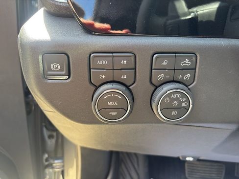 New 2026 Chevrolet Silverado 1500 LT Trail Boss w/ LT Trail Boss Premium Package AWD/4WD image 17