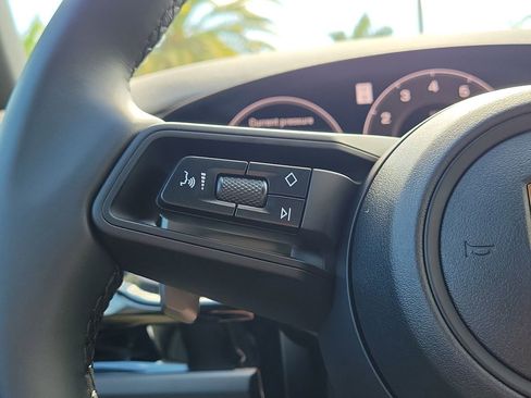 Used 2026 Porsche Panamera 4 image 30