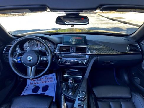 Used 2016 BMW M4 Convertible image 34