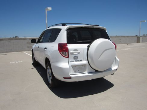 Used 2007 Toyota RAV4 2WD V6 image 5