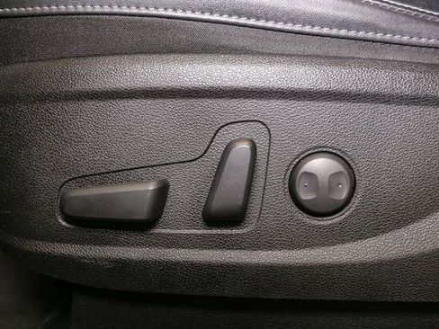 Used 2022 Kia Telluride EX image 48