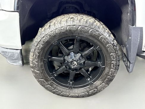 Used 2017 Chevrolet Silverado 1500 LT w/ All Star Edition image 36