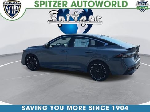 New 2026 Nissan Sentra SR w/ SR Premium Package FWD image 7