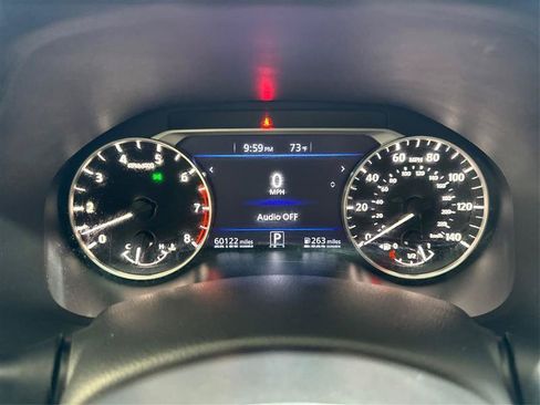 Used 2023 Nissan Altima 2.5 SV FWD image 17
