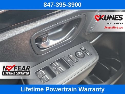 Used 2025 Honda Pilot TrailSport image 29