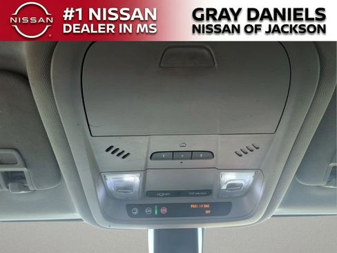 Used 2019 Chevrolet Equinox LT FWD image 21